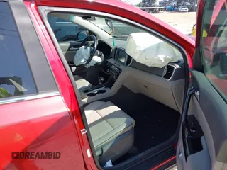 2018 Kia Sportage EX with VIN KNDPN3ACXJ7423171, listed as a IAAI auction lot 41997356 with 84,947 mi miles and . Bid and sale history available at DreamBid. Image 5.