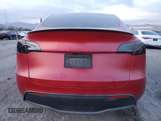 2020 Tesla Model Y Long Range z VIN 5YJYGDEE3LF011297, wystawiony jako Copart lot #42711345 z przebiegiem 103 803 mil mil oraz Szkoda całkowita • Salvage title. Historia ofert i sprzedaży dostępna na DreamBid. Obrazek 6.