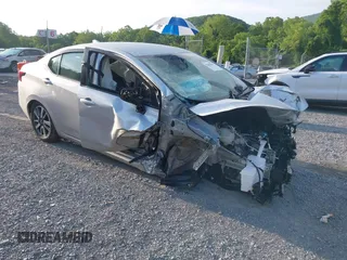2025 Nissan Versa SV z VIN 3N1CN8EV3SL850019, wystawiony jako IAAI lot #42459194 z przebiegiem 2 164 mil mil oraz . Historia ofert i sprzedaży dostępna na DreamBid. Obrazek 1.