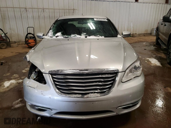 2012 Chrysler 200 Touring with VIN 1C3CCBBB8CN181679, listed as a Copart auction lot 45494495 with 142,738 mi miles and Clean Title. Bid and sale history available at carsss.com. Image 5.