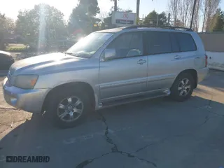 2004 Toyota Highlander with VIN JTEDP21A640004670, listed as a IAAI auction lot 41539453 with 244,951 mi miles. Bid and sale history available at carsss.com. Image 2.