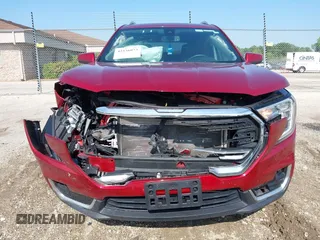 2024 GMC Terrain SLT z VIN 3GKALPEG2RL152604, wystawiony jako IAAI lot #42536073 z przebiegiem 44 147 mil mil oraz . Historia ofert i sprzedaży dostępna na DreamBid. Obrazek 6.