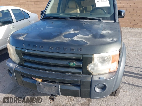 2006 Land Rover LR3 SE with VIN SALAD25426A376064, listed as a IAAI auction lot 41778365 with 279,960 mi miles. Bid and sale history available at carsss.com. Image 6.