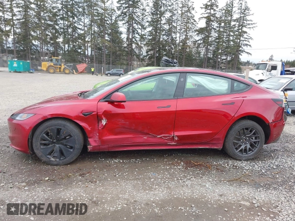 2024 Tesla Model 3 with VIN 5YJ3E1EA7RF785461, listed as a IAAI auction lot 41840091 with 8,414 mi miles. Bid and sale history available at carsss.com. Image 14.