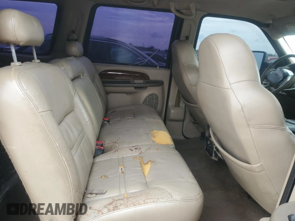 2001 Ford Excursion Limited с VIN 1FMNU42S31EA08657, выставлен на аукционе Copart как лот 50562055 с пробегом 246 979 миль миль и Чистый • Clean title. История ставок и продаж доступна на DreamBid. Изображение 11.