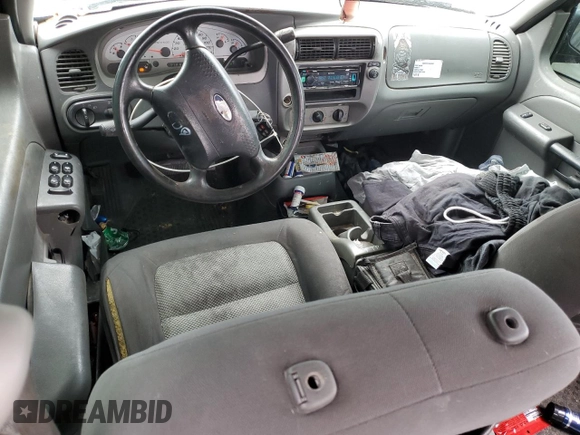 2005 Ford Explorer Sport Trac XLS z VIN 1FMZU67K15UB77562, wystawiony jako Copart lot #59619895 z przebiegiem 122 810 mil mil oraz Szkoda całkowita • Salvage title. Historia ofert i sprzedaży dostępna na DreamBid. Obrazek 8.