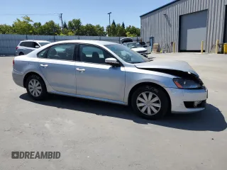 2013 Volkswagen Passat S with VIN 1VWAP7A38DC001836, listed as a Copart auction lot 61879375 with 82,841 mi miles and Salvage title. Bid and sale history available at DreamBid. Image 4.