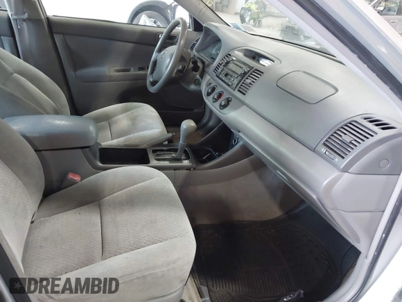 2004 Toyota Camry LE with VIN 4T1BE32K64U327071, listed as a IAAI auction lot 42438458 with 194,614 mi miles and . Bid and sale history available at DreamBid. Image 5.