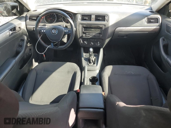 2015 Volkswagen Jetta SE z VIN 3VWD17AJ4FM284024, wystawiony jako Copart lot #51042305 z przebiegiem 89 405 mil mil oraz Szkoda całkowita • Salvage title. Historia ofert i sprzedaży dostępna na DreamBid. Obrazek 8.