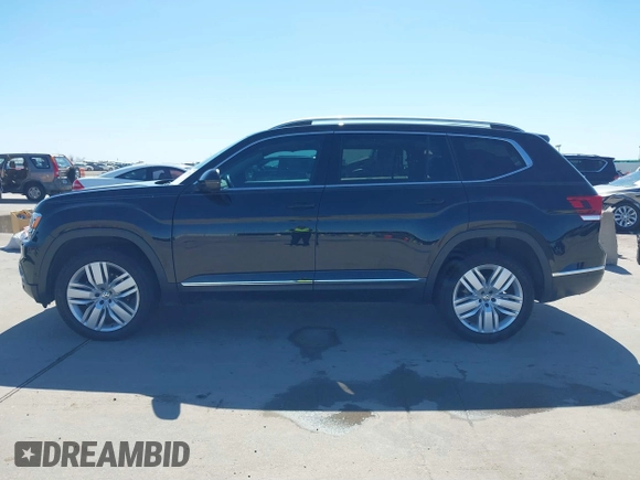2018 Volkswagen Atlas SEL Premium with VIN 1V2NR2CA3JC542820, listed as a IAAI auction lot 41771245 with 68,462 mi miles and . Bid and sale history available at DreamBid. Image 15.