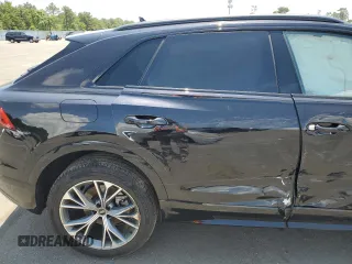 2021 Audi Q8 Premium z VIN WA1AVAF14MD036181, wystawiony jako Copart lot #58055543 z przebiegiem 20 312 mil mil oraz . Historia ofert i sprzedaży dostępna na DreamBid. Obrazek 10.