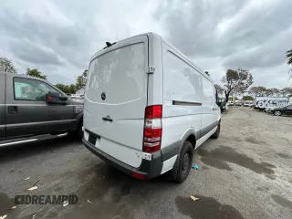 2016 Mercedes-Benz Sprinter Cargo with VIN WD3PE7DD5GP320786, listed as a Copart auction lot 54570615 with 228,021 mi miles and Clean Title. Bid and sale history available at carsss.com. Image 4.