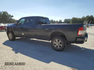 2019 Ram 3500 Big Horn with VIN 3C63R3HL1KG516442, listed as a Copart auction lot 76523964 with 114,789 mi miles and Salvage Title. Bid and sale history available at carsss.com. Image 2.