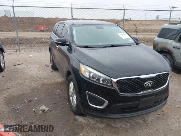 2017 Kia Sorento LX with VIN 5XYPG4A32HG281928, listed as a IAAI auction lot 41509249 with 82,915 mi miles. Bid and sale history available at carsss.com. Image 1.