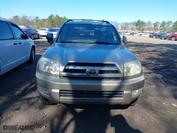 2005 Toyota 4Runner SR5 with VIN JTEBU14R450068462, listed as a IAAI auction lot 42048628 with 205,722 mi miles. Bid and sale history available at carsss.com. Image 12.