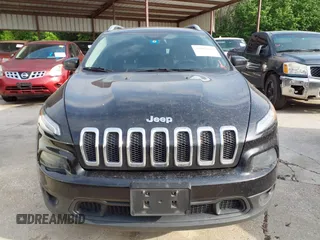 2014 Jeep Cherokee Latitude with VIN 1C4PJMCS5EW294743, listed as a IAAI auction lot 42098992 with 185,814 mi miles. Bid and sale history available at carsss.com. Image 13.