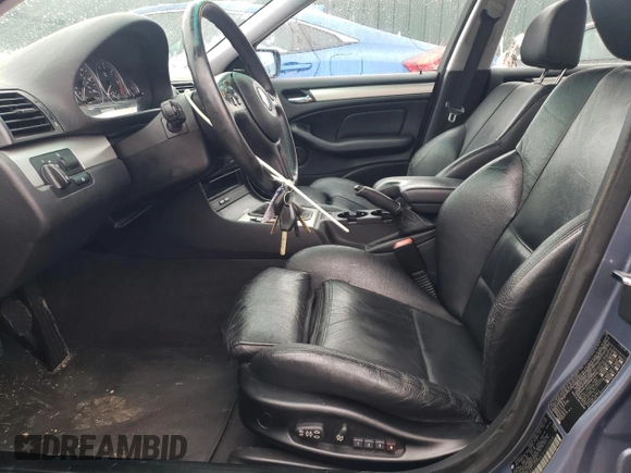 2002 BMW 3 Series 330i with VIN WBAEV53482KM01948, listed as a Copart auction lot 44892145 with 181,954 mi miles and Salvage Title. Bid and sale history available at carsss.com. Image 7.