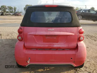 2013 Smart fortwo Passion с VIN WMEEK3BA9DK610482, выставлен на аукционе Copart как лот 74207324 с пробегом Не указан миль и На запчасти • Non repairable. История ставок и продаж доступна на DreamBid. Изображение 6.