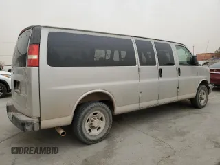 2008 Chevrolet Express Passenger with VIN 1GAHG39KX81194703, listed as a Copart auction lot 48727715 with 116,074 mi miles and Salvage title. Bid and sale history available at DreamBid. Image 3.