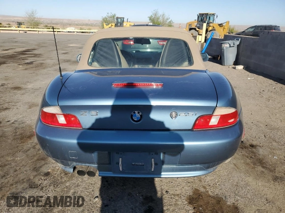 2001 BMW Z3 2.5 z VIN WBACN33491LM01798, wystawiony jako Copart lot #52539895 z przebiegiem 82 477 mil mil oraz Szkoda całkowita • Salvage title. Historia ofert i sprzedaży dostępna na DreamBid. Obrazek 6.