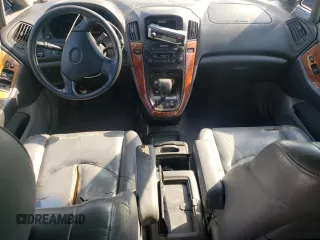 1999 Lexus RX 300 z VIN JT6HF10U0X0059822, wystawiony jako Copart lot #56130615 z przebiegiem 285 100 mil mil oraz Szkoda całkowita • Salvage title. Historia ofert i sprzedaży dostępna na DreamBid. Obrazek 8.
