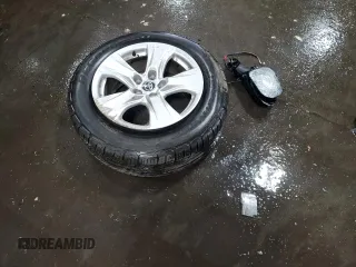 2020 Toyota RAV4 Hybrid XLE с VIN JTMRWRFVXLD072320, выставлен на аукционе Copart как лот 57258705 с пробегом 77 585 миль миль и Списание • Salvage title. История ставок и продаж доступна на DreamBid. Изображение 13.
