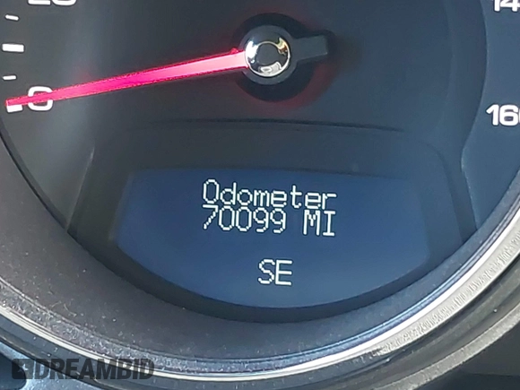 2010 Cadillac CTS Luxury with VIN 1G6DE5EG9A0144317, listed as a IAAI auction lot 42093890 with 70,099 mi miles. Bid and sale history available at carsss.com. Image 15.