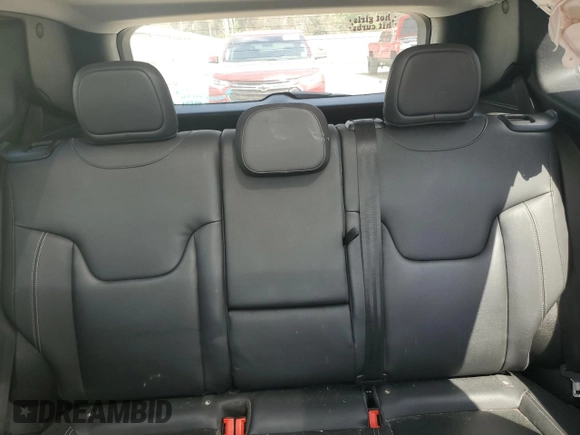 2018 Jeep Renegade Limited z VIN ZACCJADB4JPH26192, wystawiony jako Copart lot #47827845 z przebiegiem 78 035 mil mil oraz Szkoda całkowita • Salvage title. Historia ofert i sprzedaży dostępna na DreamBid. Obrazek 10.