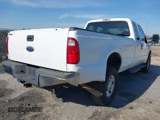 2008 Ford Super Duty F-250 SRW XL with VIN 1FTSX215X8EB47211, listed as a IAAI auction lot 41835753 with 274,515 mi miles. Bid and sale history available at carsss.com. Image 6.