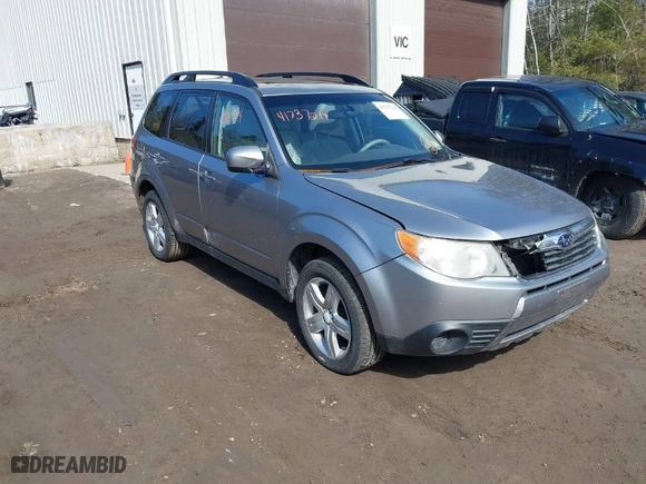 2009 Subaru Forester (Natl) X w/Premium Pkg with VIN JF2SH63679H736129, listed as a IAAI auction lot 41737214 with 114,923 mi miles. Bid and sale history available at carsss.com. Image 1.