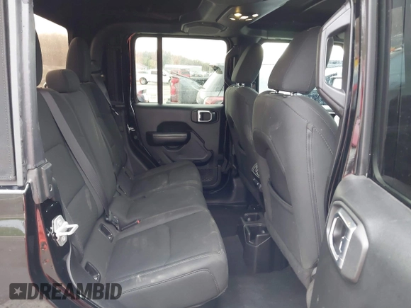 2020 Jeep Gladiator Sport S с VIN 1C6HJTAG8LL122726, выставлен на аукционе IAAI как лот 41886929 с пробегом 82 473 миль миль и . История ставок и продаж доступна на DreamBid. Изображение 8.