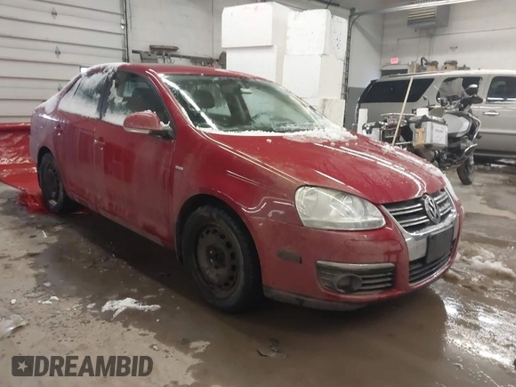 2008 Volkswagen Jetta Wolfsburg Edition с VIN 3VWRJ71K38M137887, выставлен на аукционе IAAI как лот 41486256 с пробегом 105 998 миль миль и . История ставок и продаж доступна на DreamBid. Изображение 1.