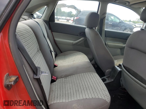 2007 Ford Focus S с VIN 1FAFP34N37W217407, выставлен на аукционе Copart как лот 64596715 с пробегом 258 789 миль миль и Списание • Salvage title. История ставок и продаж доступна на DreamBid. Изображение 10.