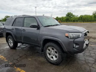 2020 Toyota 4Runner SR5 with VIN JTEBU5JR6L5757396, listed as a Copart auction lot 58993555 with 115,663 mi miles and Salvage title. Bid and sale history available at DreamBid. Image 4.