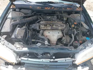 1998 Honda Accord EX z VIN 1HGCG3257WA012427, wystawiony jako IAAI lot #42230192 z przebiegiem 215 230 mil mil oraz . Historia ofert i sprzedaży dostępna na DreamBid. Obrazek 10.