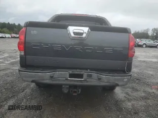 2003 Chevrolet Avalanche with VIN 3GNEK13T63G282096, listed as a Copart auction lot 73493874 with 299,553 mi miles and Salvage Title. Bid and sale history available at carsss.com. Image 6.