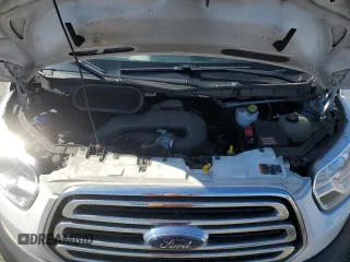 2019 Ford Transit с VIN 1FTYR1ZM9KKB51799, выставлен на аукционе Copart как лот 48765045 с пробегом 261 954 миль миль и Списание • Salvage title. История ставок и продаж доступна на DreamBid. Изображение 13.