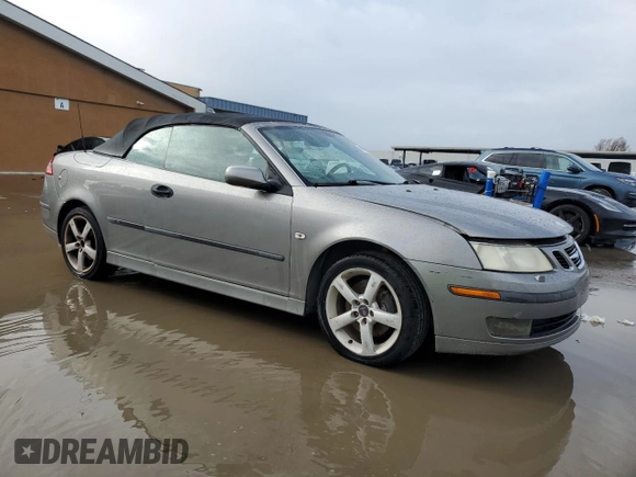 2005 Saab 9-3 Arc z VIN YS3FD79Y456003514, wystawiony jako Copart lot #43637625 z przebiegiem 122 377 mil mil oraz Szkoda całkowita • Salvage title. Historia ofert i sprzedaży dostępna na DreamBid. Obrazek 4.