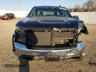 2020 Chevrolet Silverado 1500 LT with VIN 1GCRYDED3LZ135203, listed as a Copart auction lot 48203185 with 50,589 mi miles and Salvage Title. Bid and sale history available at carsss.com. Image 5.