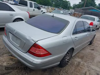 2006 Mercedes-Benz S 500 with VIN WDBNG75J16A465867, listed as a IAAI auction lot 42129329 with 160,715 mi miles and . Bid and sale history available at DreamBid. Image 4.