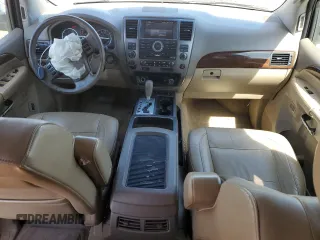 2011 Nissan Armada Platinum z VIN 5N1AA0NC7BN613402, wystawiony jako Copart lot #53395735 z przebiegiem 203 583 mil mil oraz Szkoda całkowita • Salvage title. Historia ofert i sprzedaży dostępna na DreamBid. Obrazek 8.