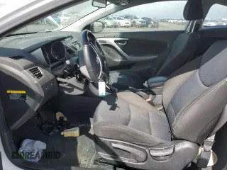 2014 Hyundai Elantra z VIN KMHDH6AH4EU029286, wystawiony jako Copart lot #49091825 z przebiegiem 54 017 mil mil oraz Szkoda całkowita • Salvage title. Historia ofert i sprzedaży dostępna na DreamBid. Obrazek 7.