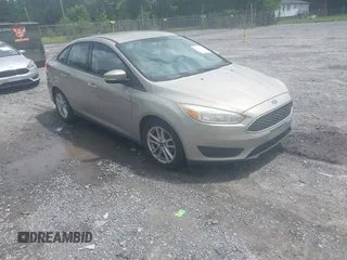 2015 Ford Focus SE с VIN 1FADP3F21FL274618, выставлен на аукционе IAAI как лот 42447069 с пробегом 126 165 миль миль и . История ставок и продаж доступна на DreamBid. Изображение 1.