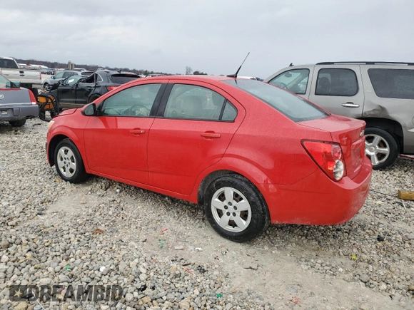 2013 Chevrolet Sonic LS z VIN 1G1JA5SH8D4237375, wystawiony jako Copart lot #47591375 z przebiegiem 65 174 mil mil oraz Czysty tytuł • Clean title. Historia ofert i sprzedaży dostępna na DreamBid. Obrazek 2.