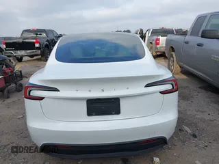 2024 Tesla Model 3 z VIN 5YJ3E1EA7RF866167, wystawiony jako IAAI lot #41785785 z przebiegiem 4 607 mil mil oraz . Historia ofert i sprzedaży dostępna na DreamBid. Obrazek 16.