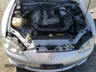 2003 Mazda MX-5 Miata Cloth z VIN JM1NB353430301685, wystawiony jako Copart lot #48756715 z przebiegiem 57 414 mil mil oraz Szkoda całkowita • Salvage title. Historia ofert i sprzedaży dostępna na DreamBid. Obrazek 13.