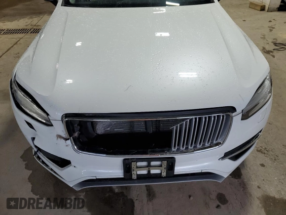 2017 Volvo XC90 Inscription с VIN YV4A22PL1H1186161, выставлен на аукционе Copart как лот 54742725 с пробегом 74 124 миль миль и Списание • Salvage title. История ставок и продаж доступна на DreamBid. Изображение 12.