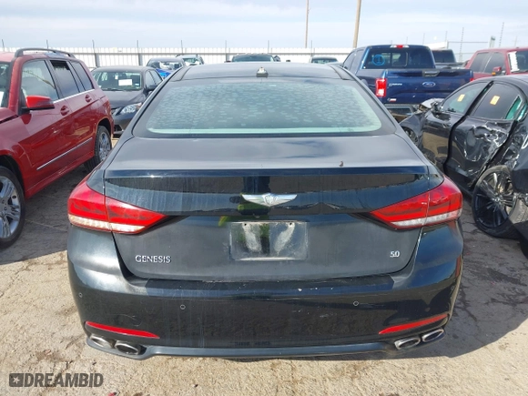 2015 Hyundai Genesis 5.0L with VIN KMHGN4JF5FU027850, listed as a IAAI auction lot 41634248 with 122,999 mi miles. Bid and sale history available at carsss.com. Image 17.