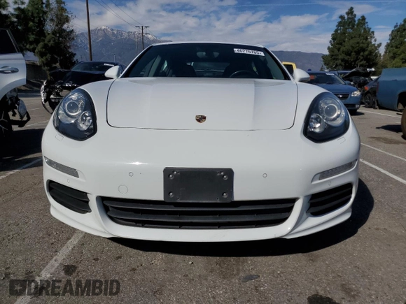 2014 Porsche Panamera z VIN WP0AA2A74EL014241, wystawiony jako Copart lot #46276785 z przebiegiem 56 438 mil mil oraz Szkoda całkowita • Salvage title. Historia ofert i sprzedaży dostępna na DreamBid. Obrazek 5.