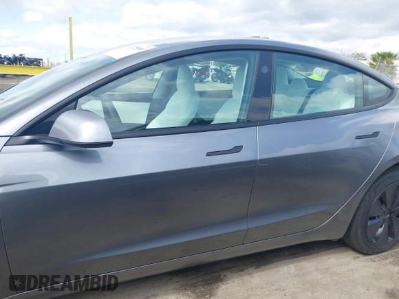2024 Tesla Model 3 with VIN 5YJ3E1EAXRF859360, listed as a IAAI auction lot 41725898 with 3,693 mi miles. Bid and sale history available at carsss.com. Image 14.